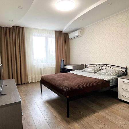 0147 New flat near airport Zhulyany Sofievskaya Borshchagovka Apartment Kiev Luaran gambar